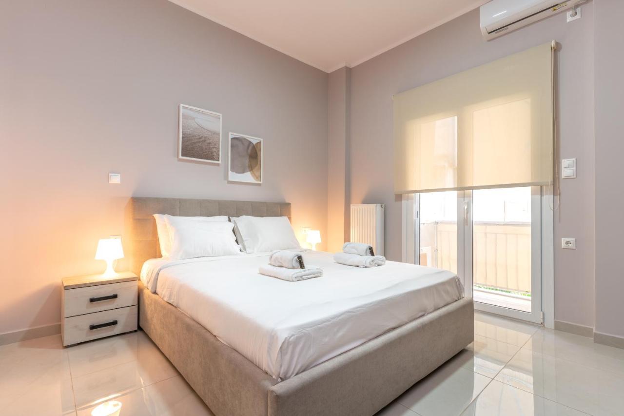 Cosy 2br Next To Bars & Restaurants Appartamento Atene
